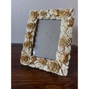 Vintage Style Ivory and Gold Rose 3D Resin Picture Frame 4x6 Ornate Floral Decor